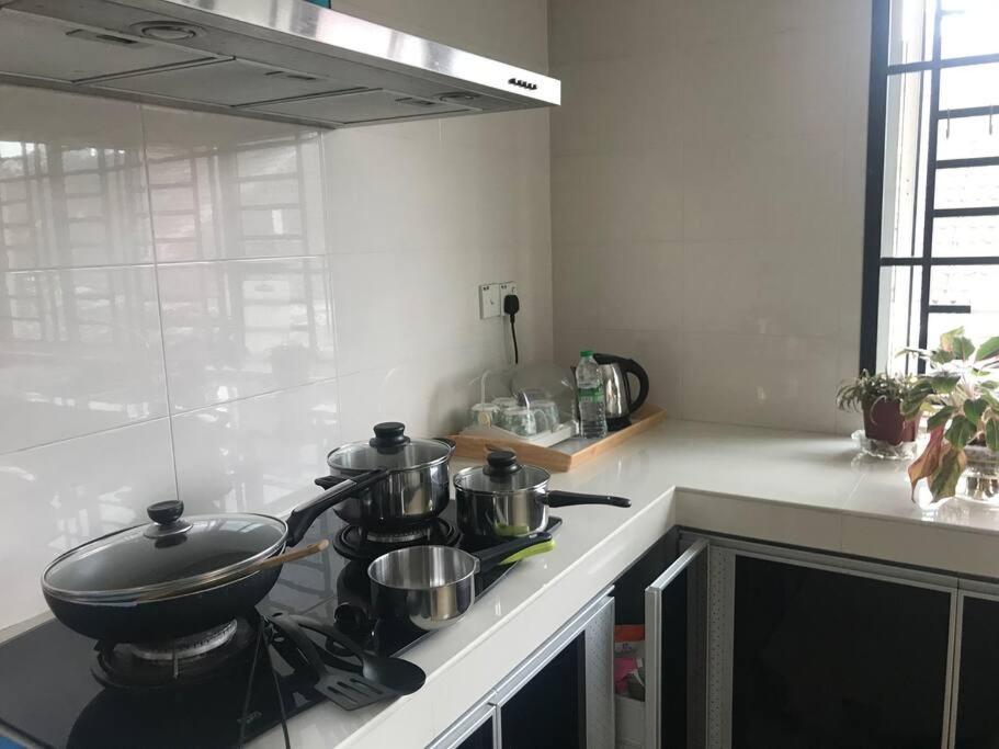 Terrace House Near Stulang Laut Ciq Midvalley Ksl For 7Pax Johor Bahru Eksteriør bilde
