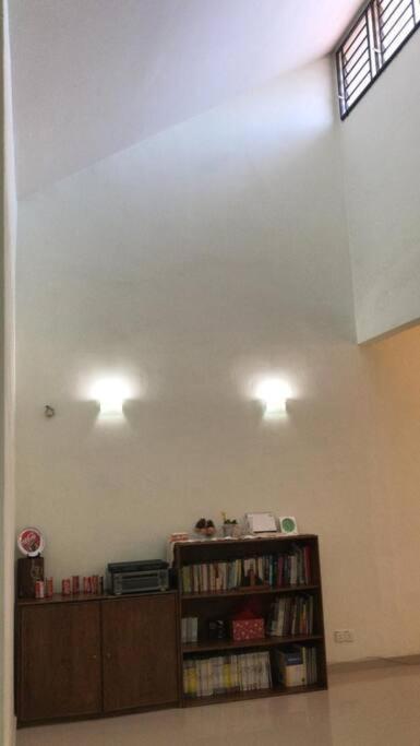 Terrace House Near Stulang Laut Ciq Midvalley Ksl For 7Pax Johor Bahru Eksteriør bilde